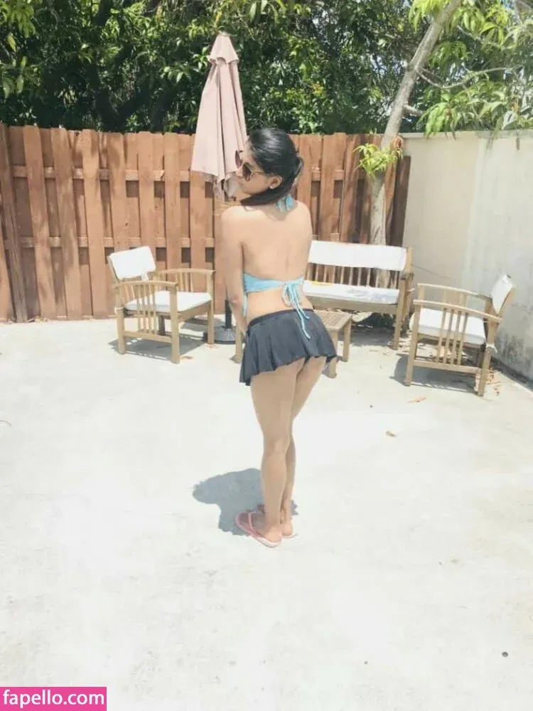 extraperky Onlyfans Photo Gallery 