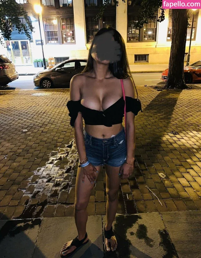 extraperky Onlyfans Photo Gallery 