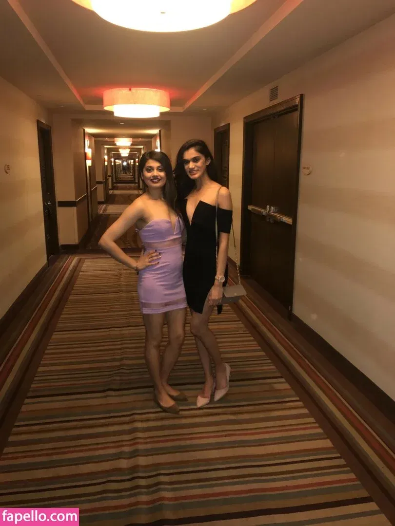 extraperky Onlyfans Photo Gallery 