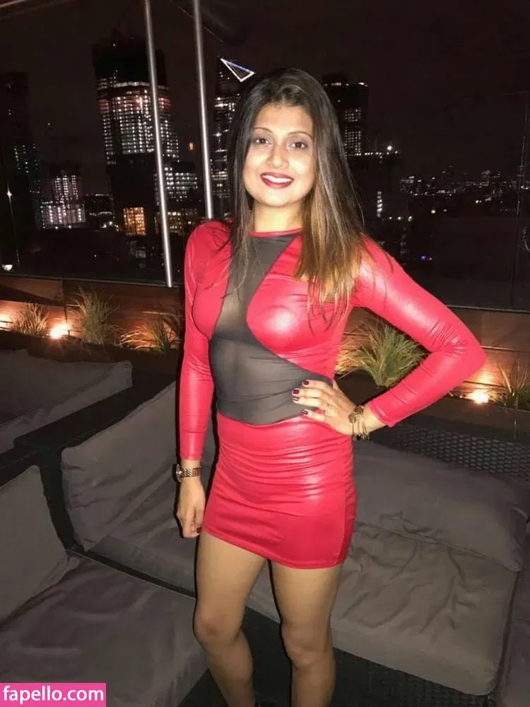 extraperky Onlyfans Photo Gallery 