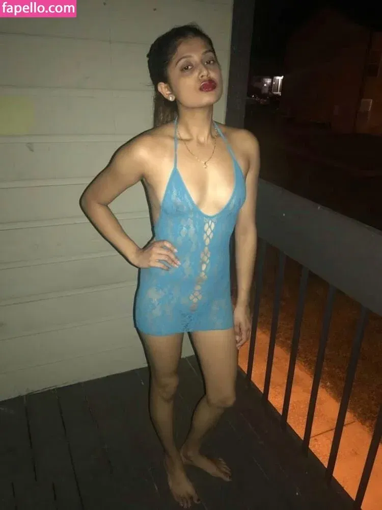 extraperky Onlyfans Photo Gallery 