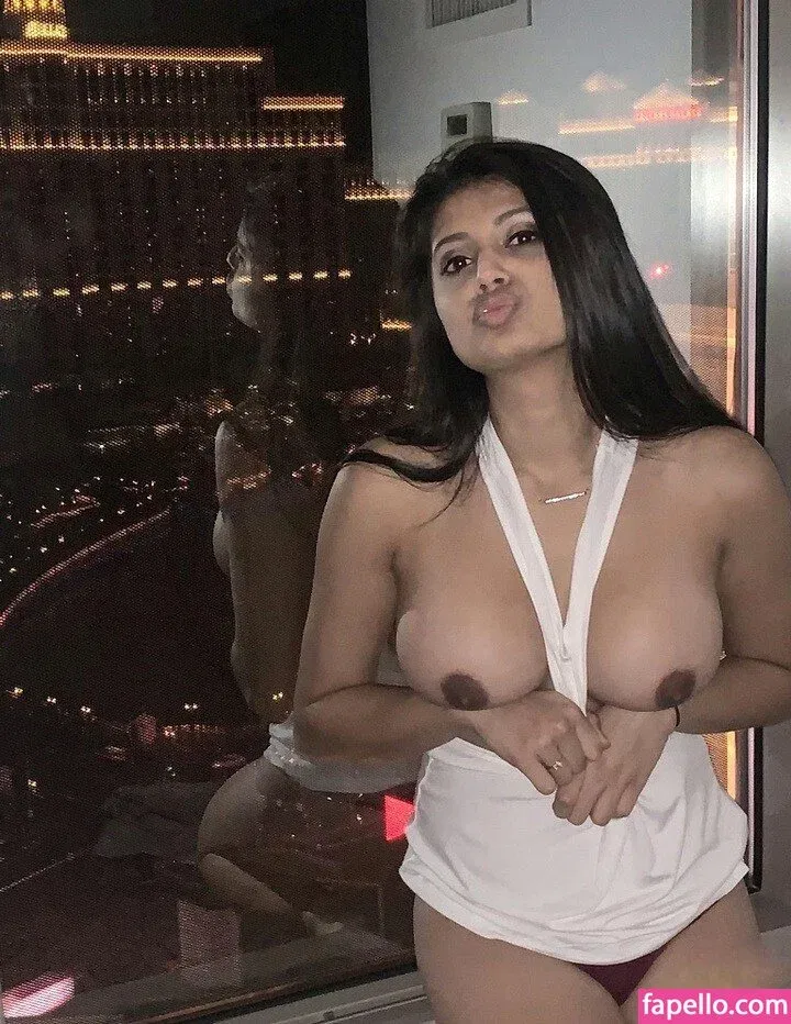 extraperky Onlyfans Photo Gallery 