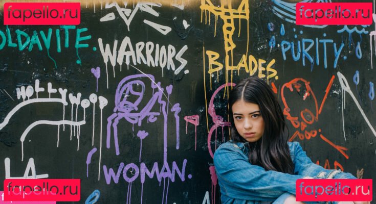 Amber Midthunder / ambermidthunder Onlyfans Photo Gallery 