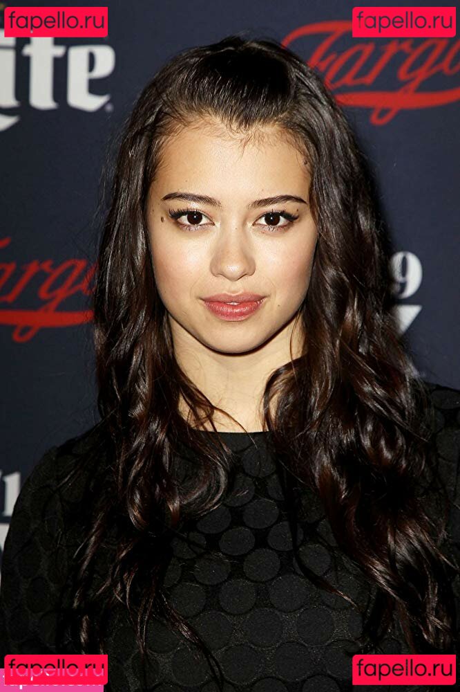 Amber Midthunder / ambermidthunder Onlyfans Photo Gallery 