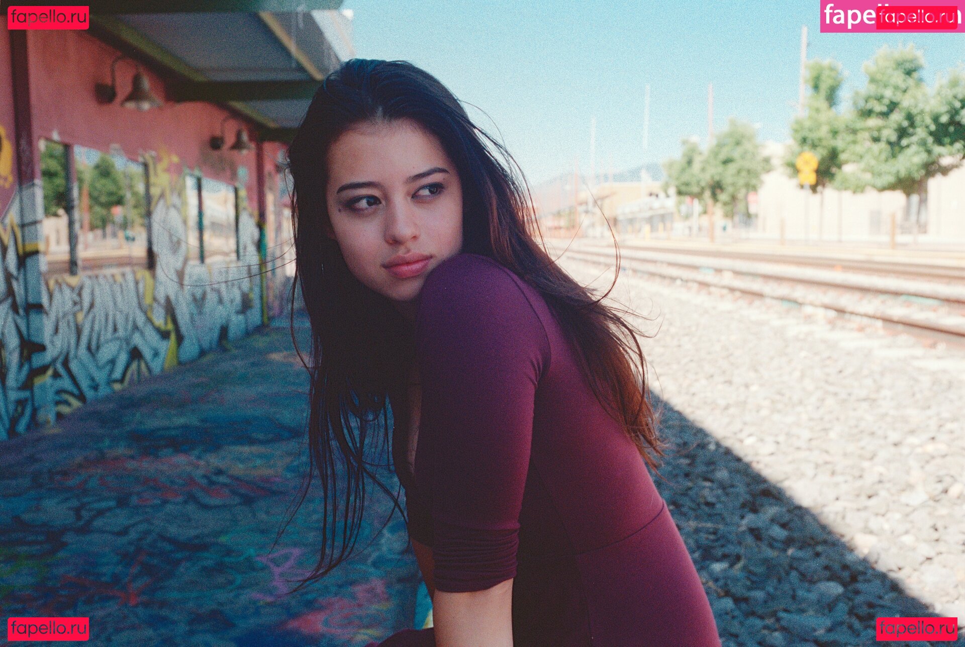 Amber Midthunder / ambermidthunder Onlyfans Photo Gallery 