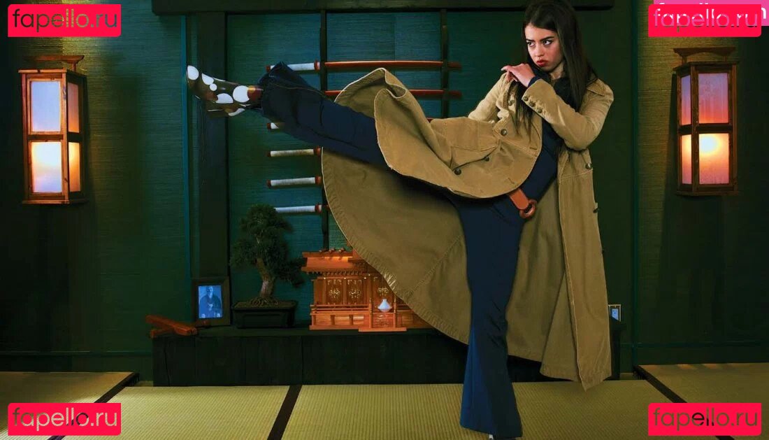 Amber Midthunder / ambermidthunder Onlyfans Photo Gallery 