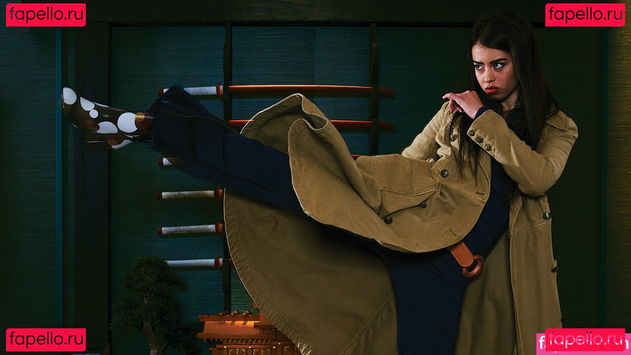 Amber Midthunder / ambermidthunder Onlyfans Photo Gallery 