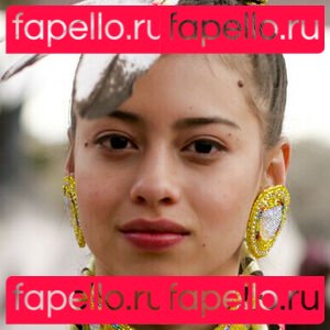 Amber Midthunder / ambermidthunder Onlyfans Photo Gallery 