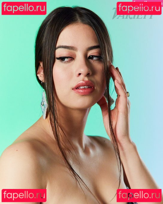 Amber Midthunder / ambermidthunder Onlyfans Photo Gallery 