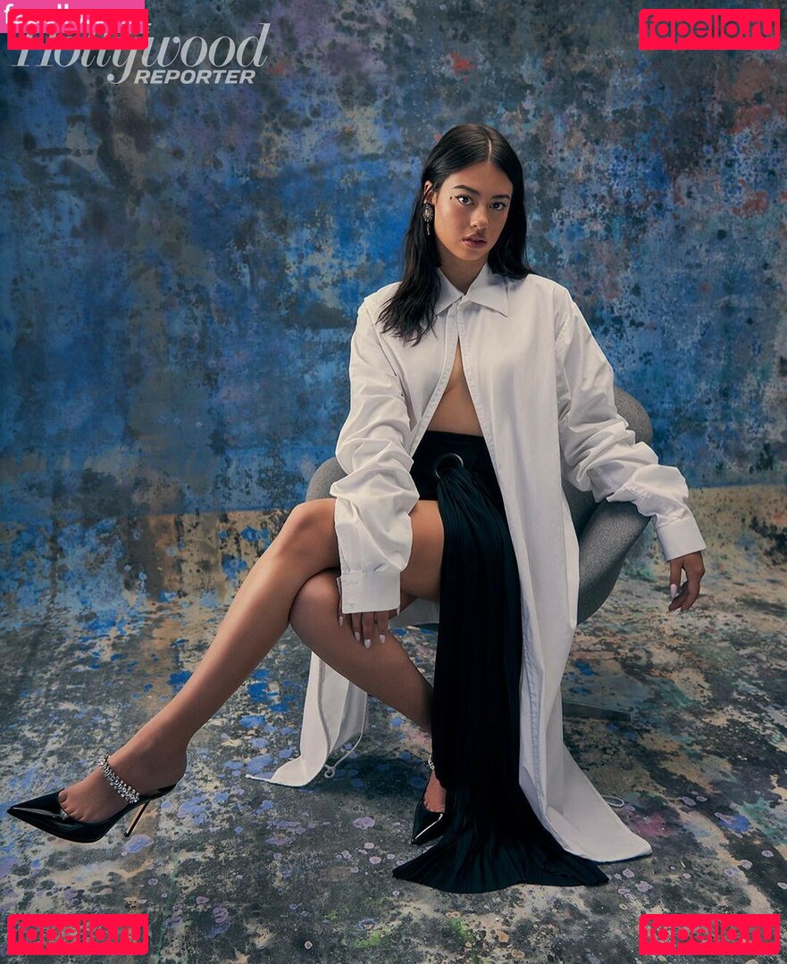 Amber Midthunder / ambermidthunder Onlyfans Photo Gallery 