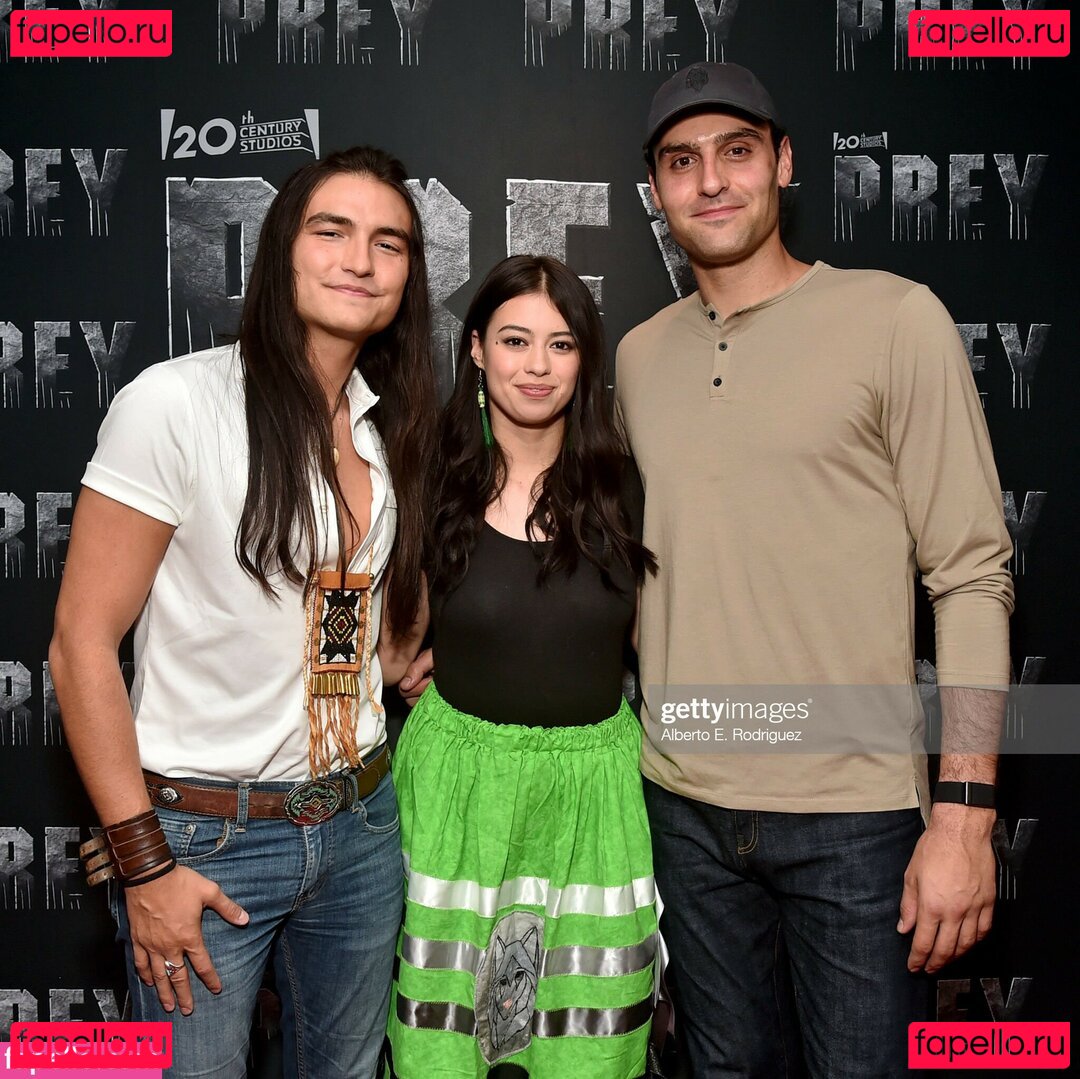 Amber Midthunder / ambermidthunder Onlyfans Photo Gallery 