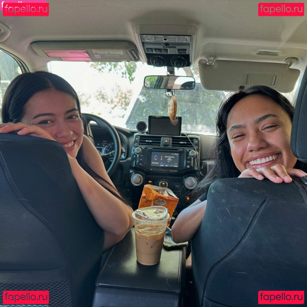 Amber Midthunder / ambermidthunder Onlyfans Photo Gallery 