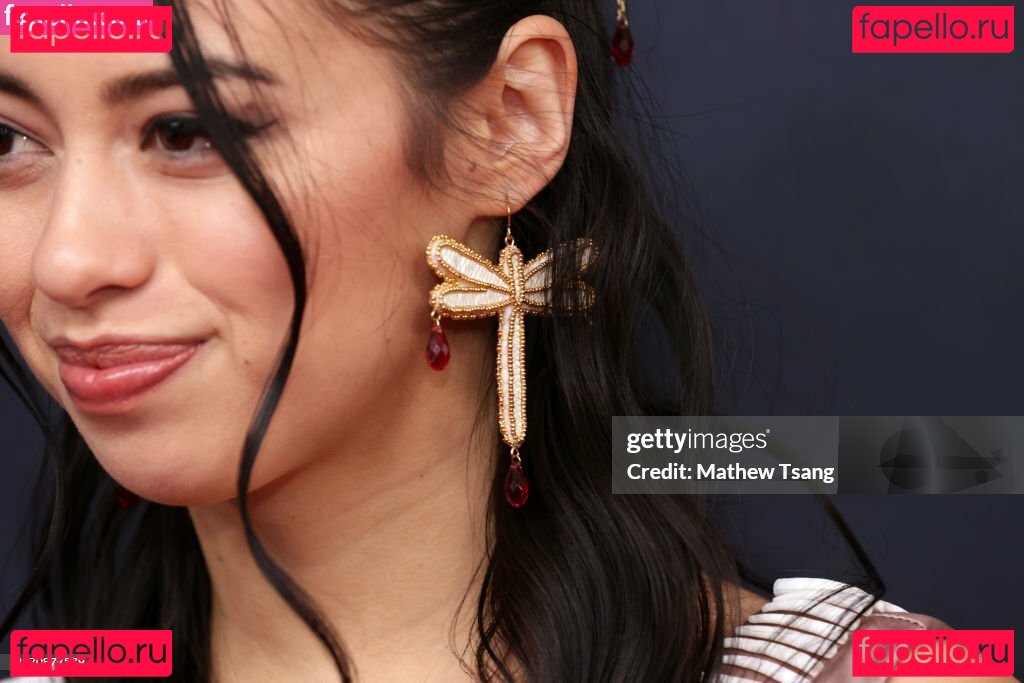 Amber Midthunder / ambermidthunder Onlyfans Photo Gallery 