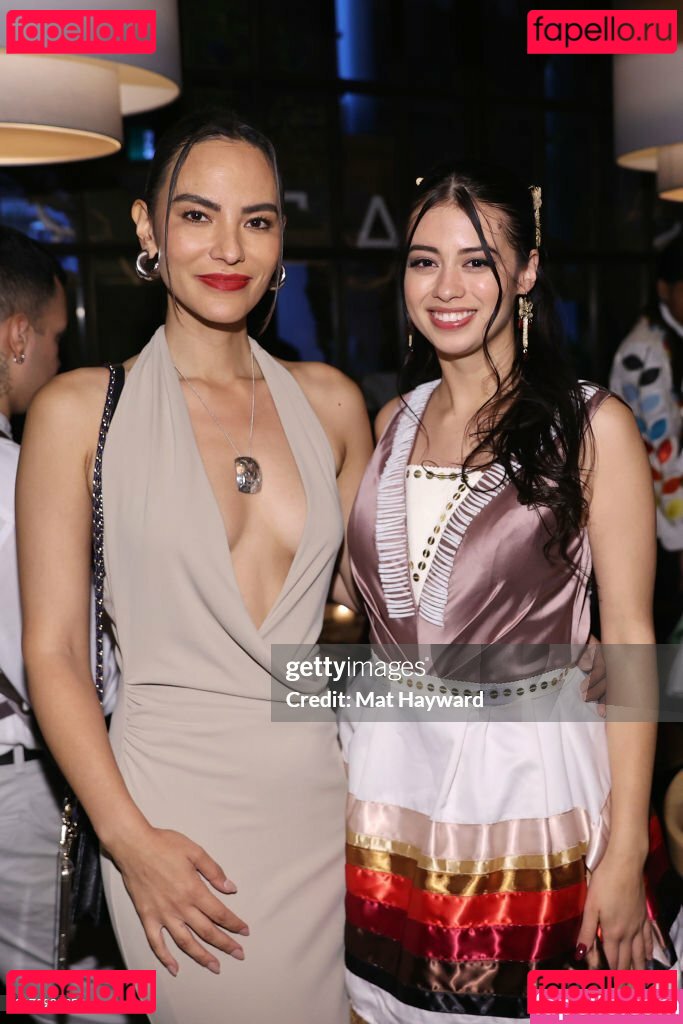 Amber Midthunder / ambermidthunder Onlyfans Photo Gallery 