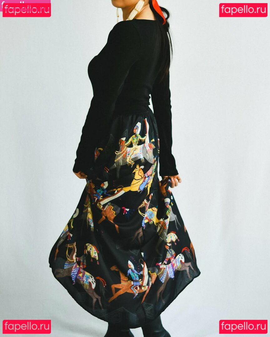 Amber Midthunder / ambermidthunder Onlyfans Photo Gallery 