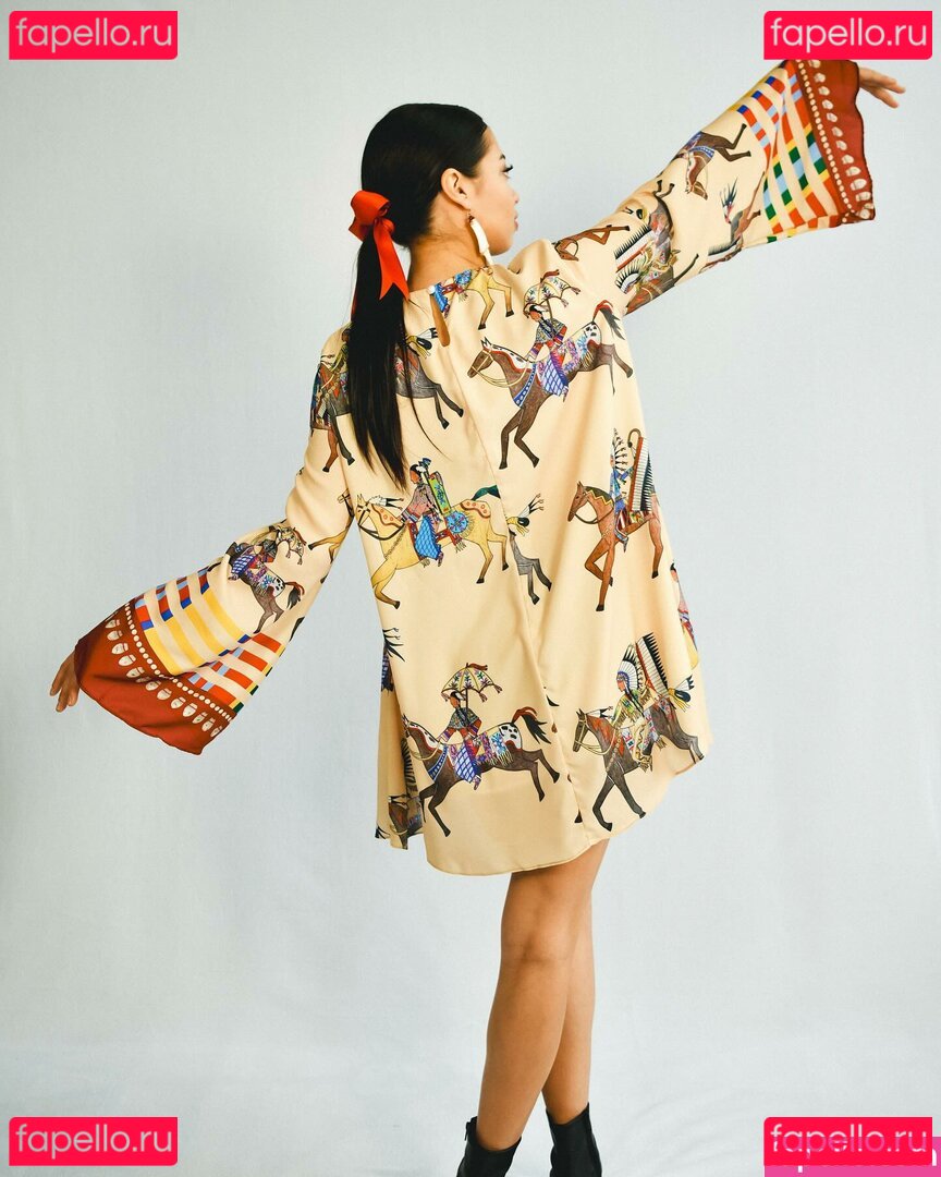 Amber Midthunder / ambermidthunder Onlyfans Photo Gallery 