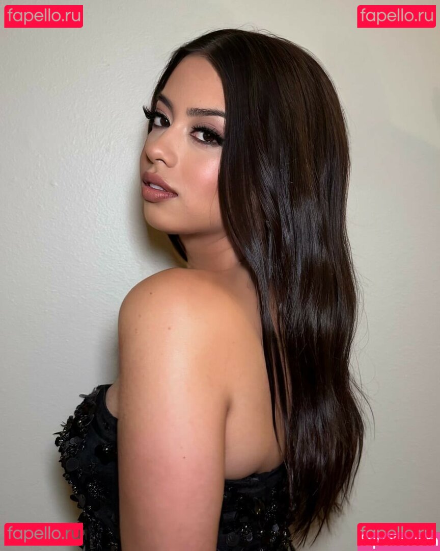 Amber Midthunder / ambermidthunder Onlyfans Photo Gallery 