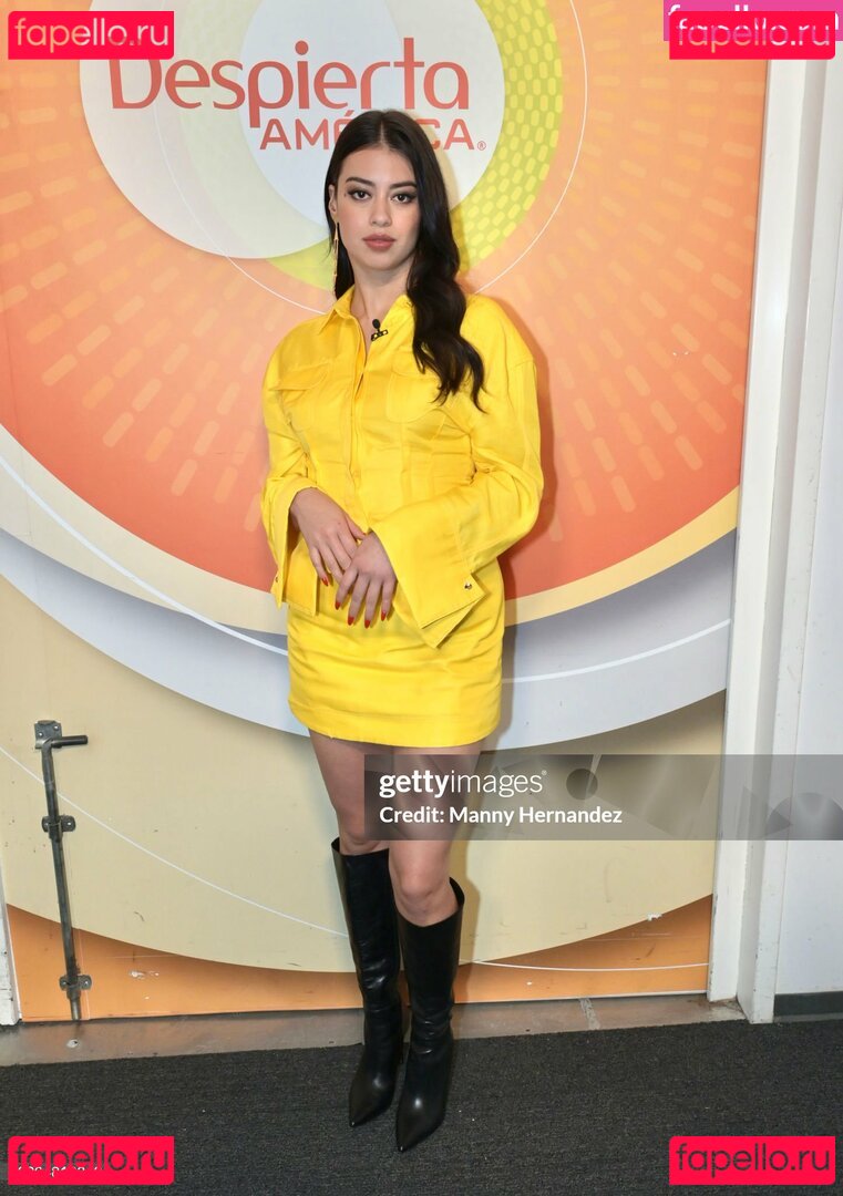 Amber Midthunder / ambermidthunder Onlyfans Photo Gallery 