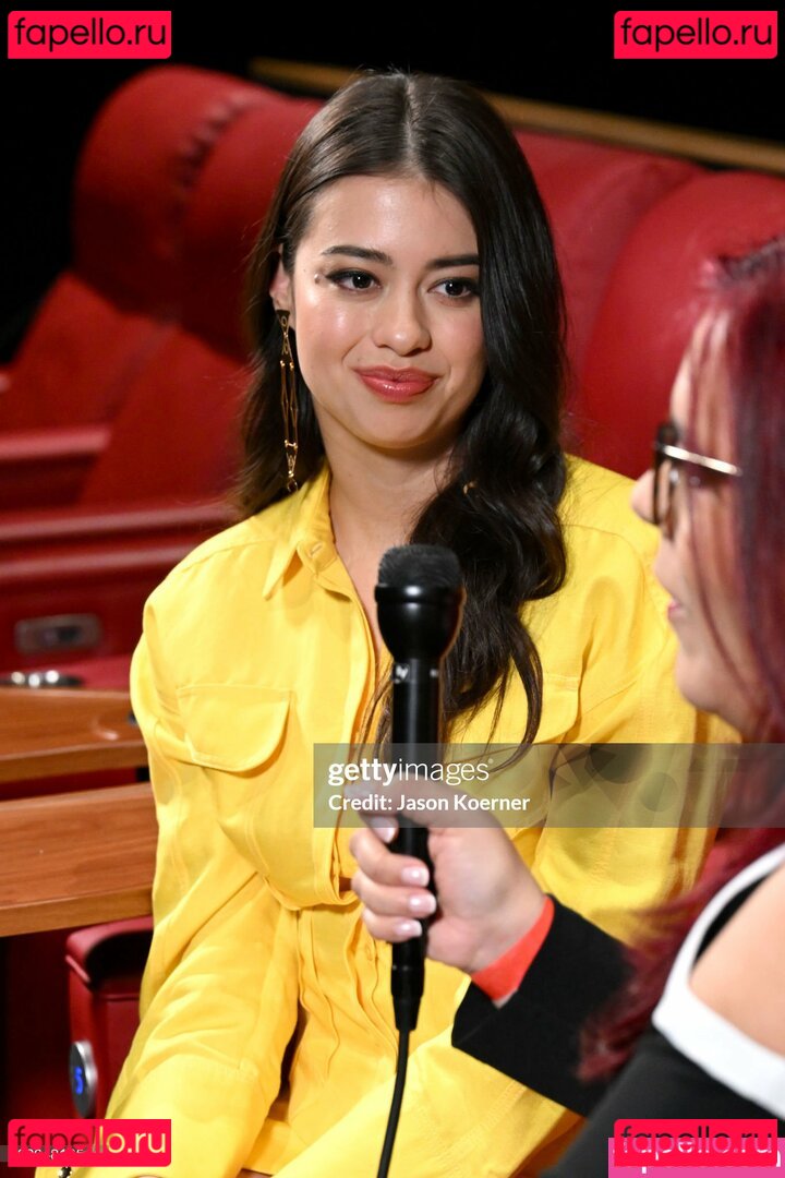 Amber Midthunder / ambermidthunder Onlyfans Photo Gallery 