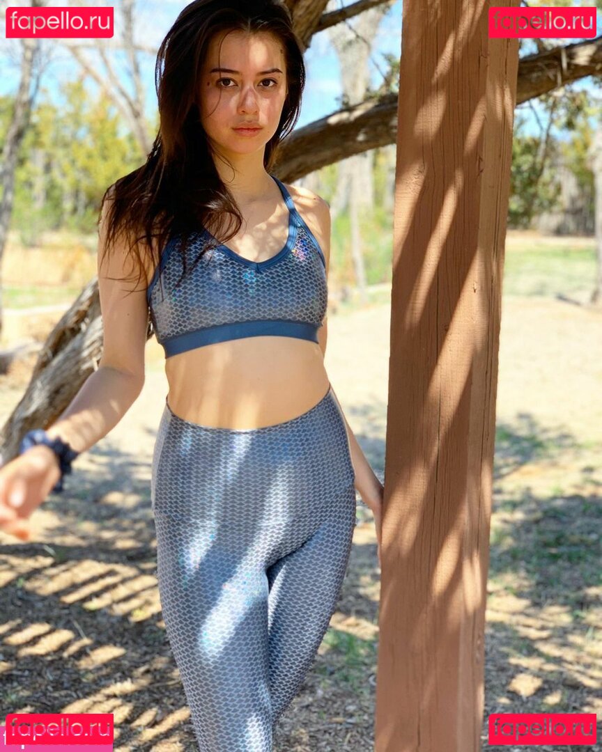 Amber Midthunder / ambermidthunder Onlyfans Photo Gallery 