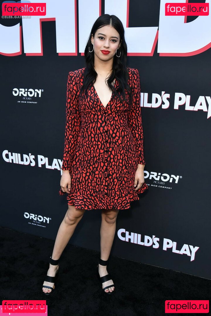 Amber Midthunder / ambermidthunder Onlyfans Photo Gallery 