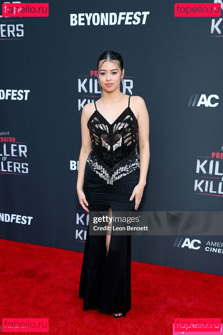 Amber Midthunder / ambermidthunder Onlyfans Photo Gallery 