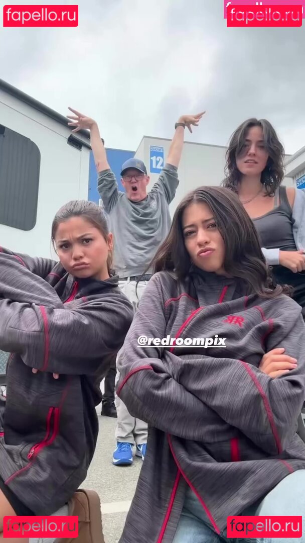 Amber Midthunder / ambermidthunder Onlyfans Photo Gallery 