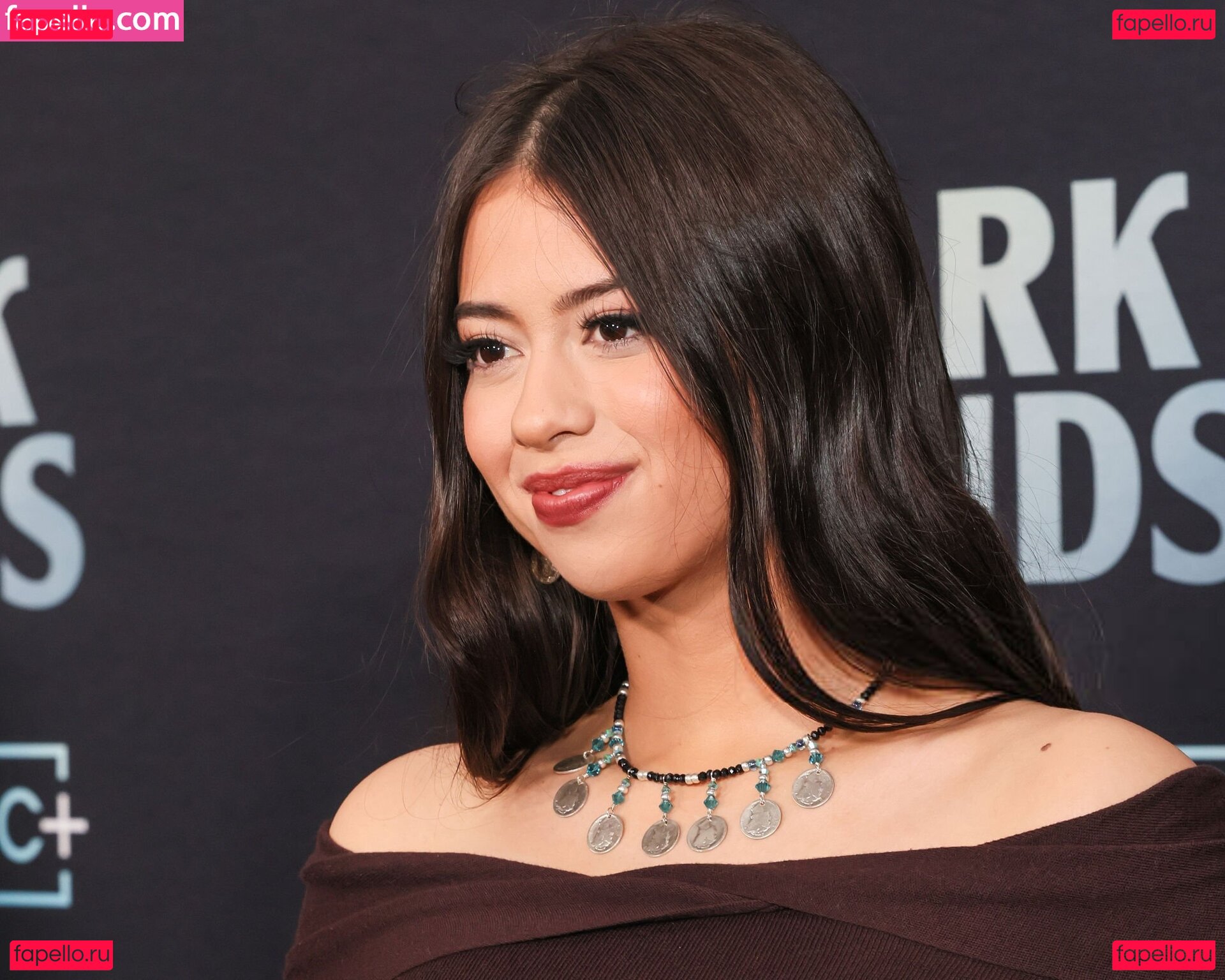 Amber Midthunder / ambermidthunder Onlyfans Photo Gallery 