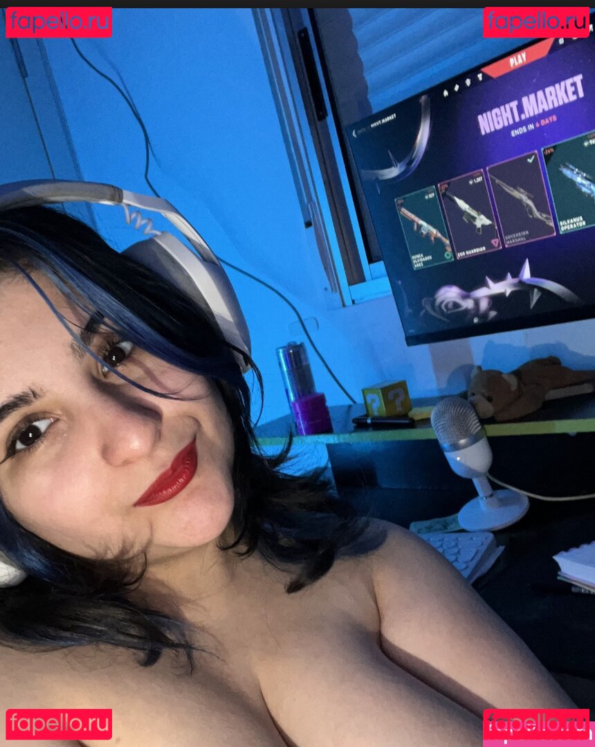 MWchubbygirl / Sparkl3Queen / mavichubbyz