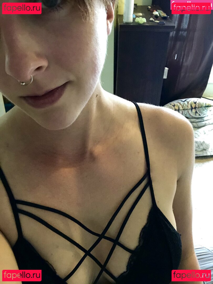 weightwitch / zinaidd33 Onlyfans Photo Gallery 