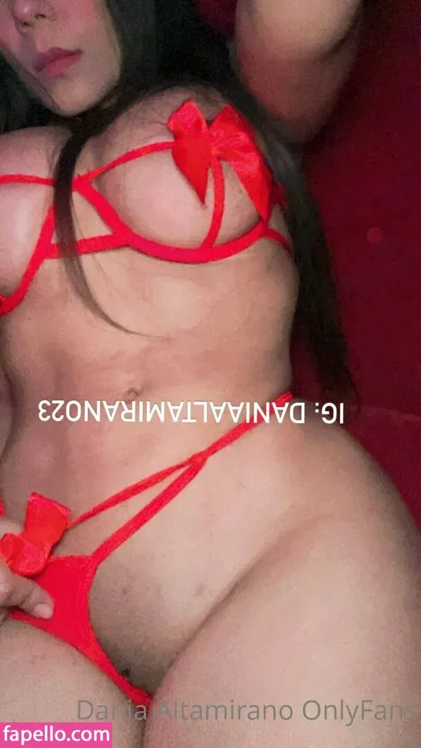 Dania Altamirano Onlyfans Photo Gallery 
