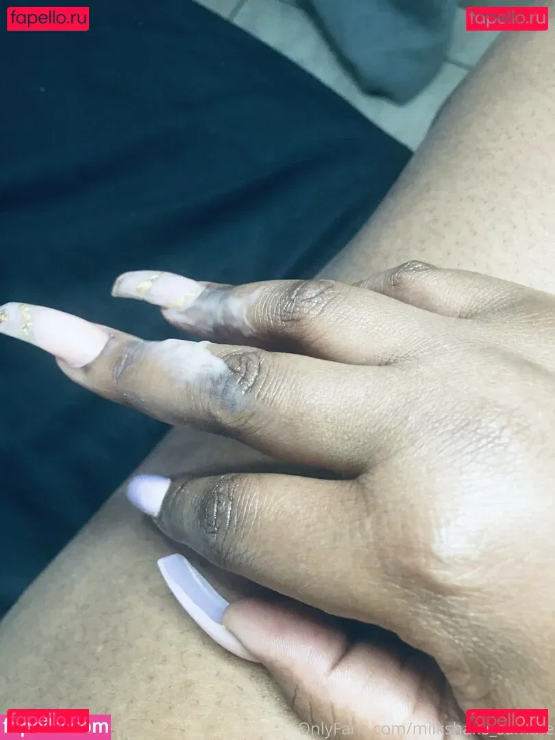 Milkshake_Samme Onlyfans Photo Gallery 