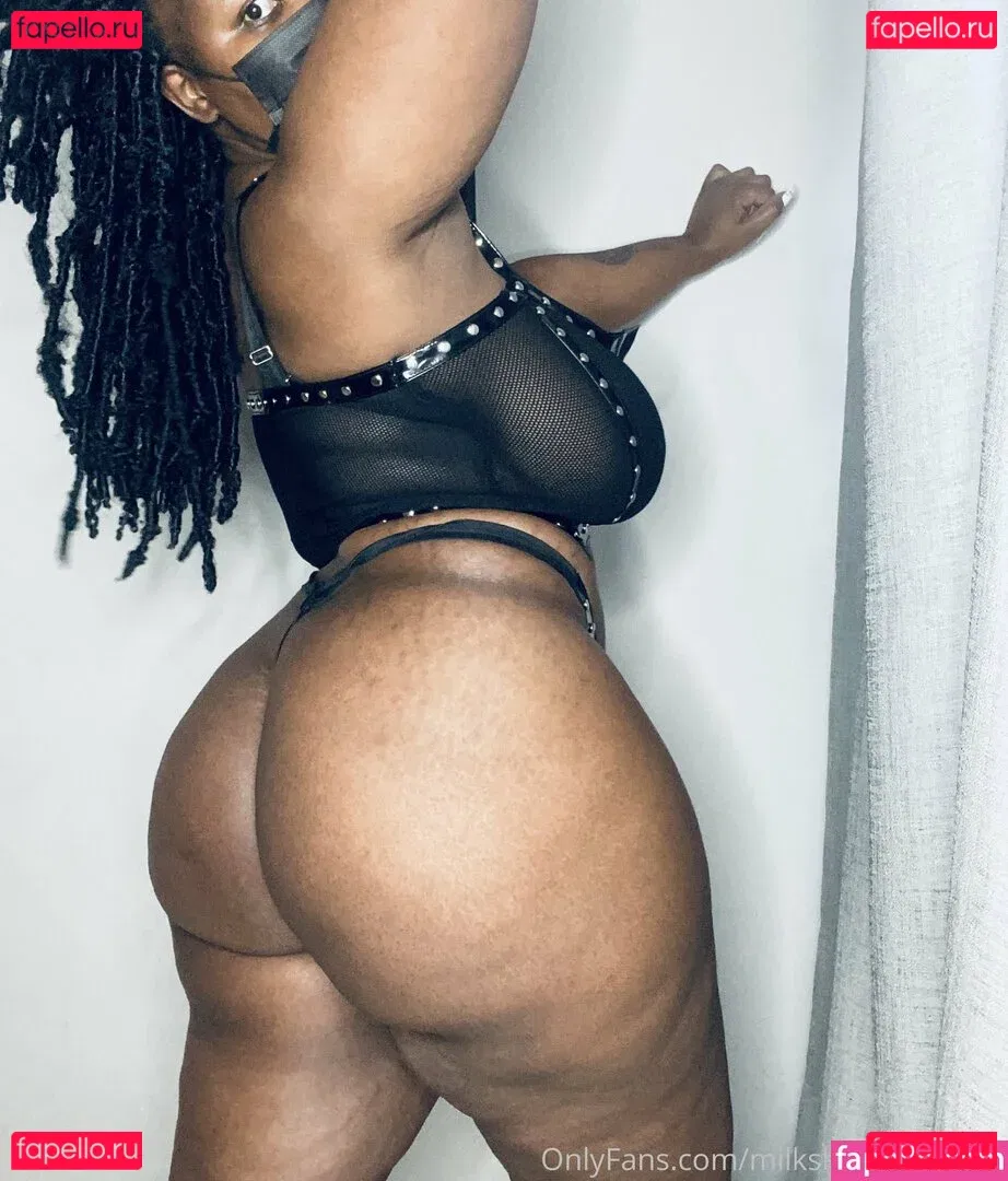 Milkshake_Samme Onlyfans Photo Gallery 