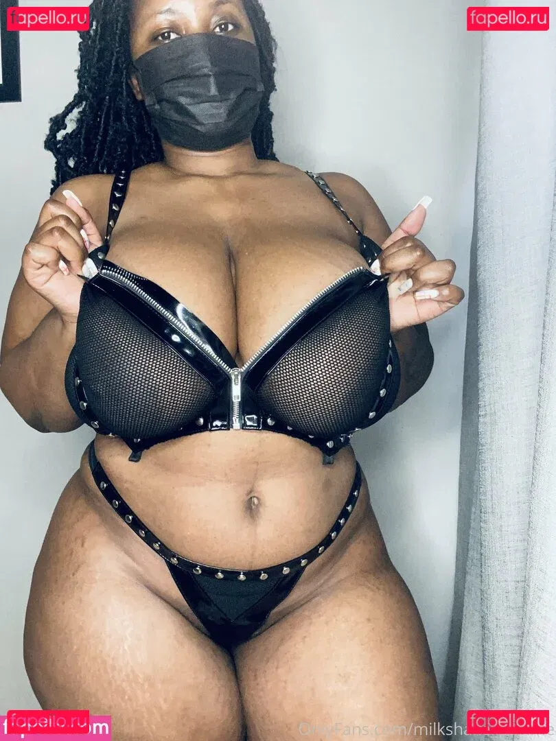 Milkshake_Samme Onlyfans Photo Gallery 