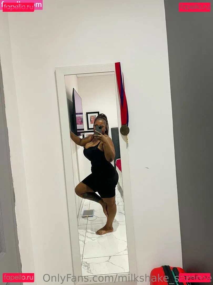 Milkshake_Samme Onlyfans Photo Gallery 