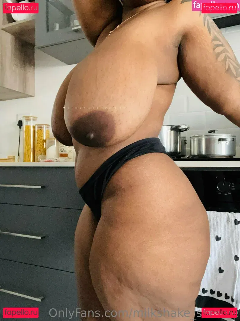 Milkshake_Samme Onlyfans Photo Gallery 