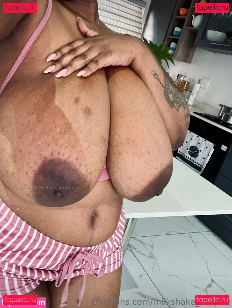 Milkshake_Samme Onlyfans Photo Gallery 