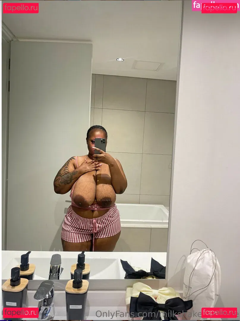 Milkshake_Samme Onlyfans Photo Gallery 