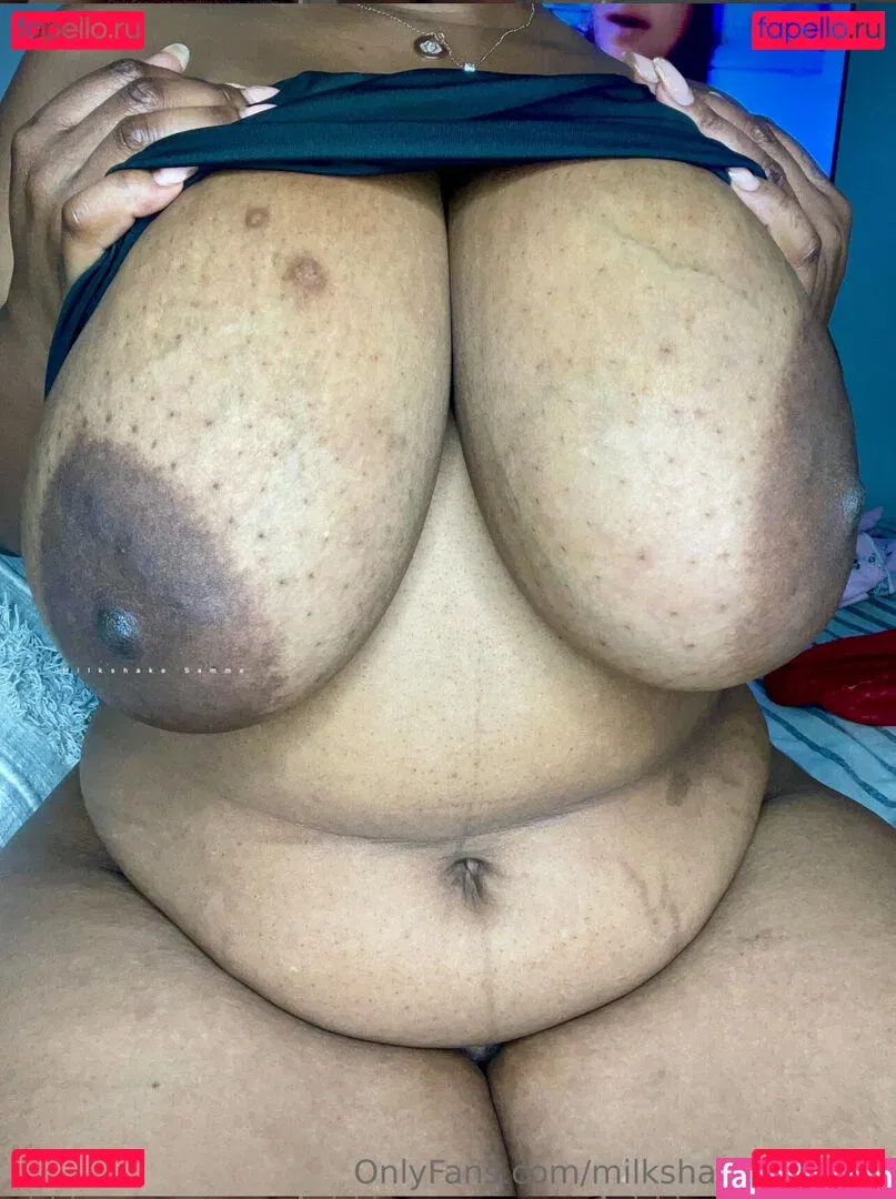 Milkshake_Samme Onlyfans Photo Gallery 