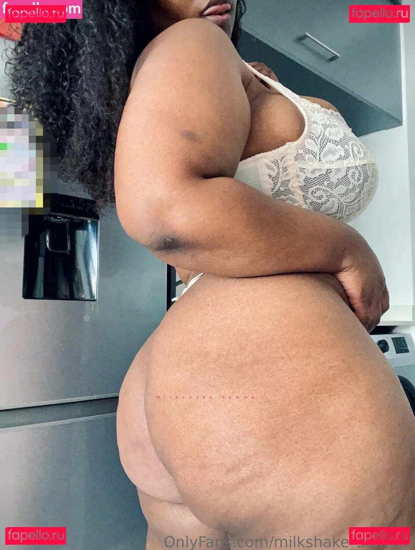 Milkshake_Samme Onlyfans Photo Gallery 