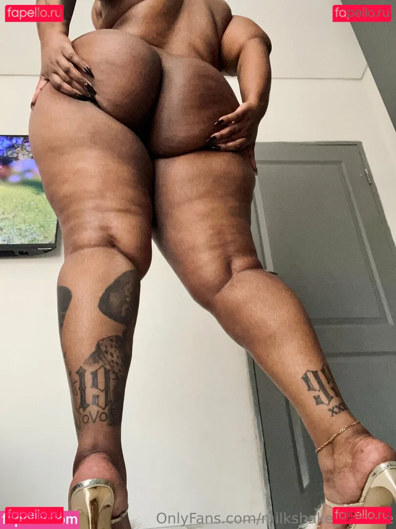 Milkshake_Samme Onlyfans Photo Gallery 