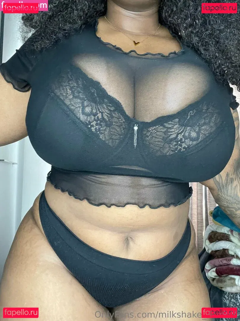 Milkshake_Samme Onlyfans Photo Gallery 