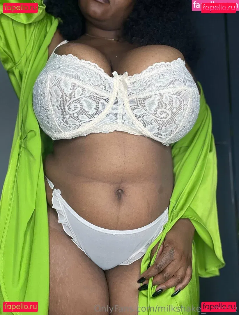 Milkshake_Samme Onlyfans Photo Gallery 