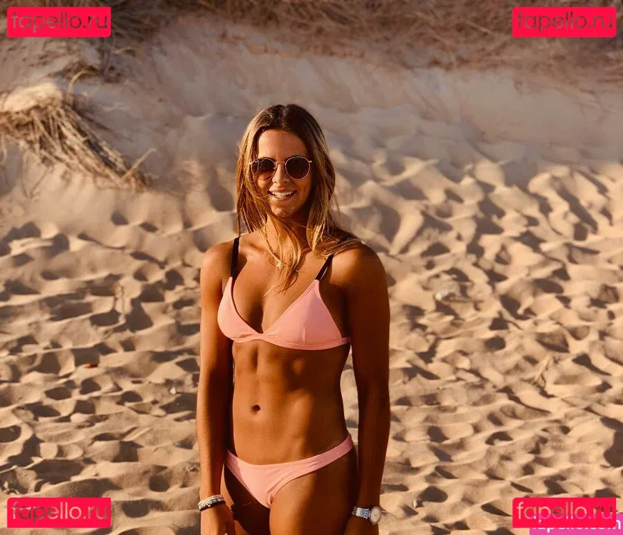 Constanza Cerúndolo Onlyfans Photo Gallery 