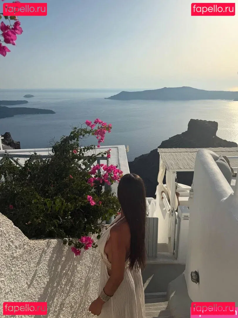 Constanza Cerúndolo Onlyfans Photo Gallery 