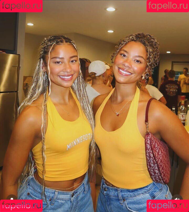 The Learmann Twins Onlyfans Photo Gallery 