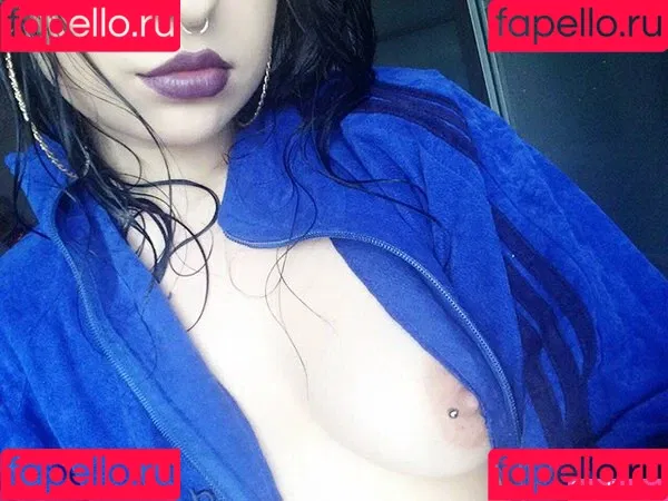 Pinustri Onlyfans Photo Gallery 