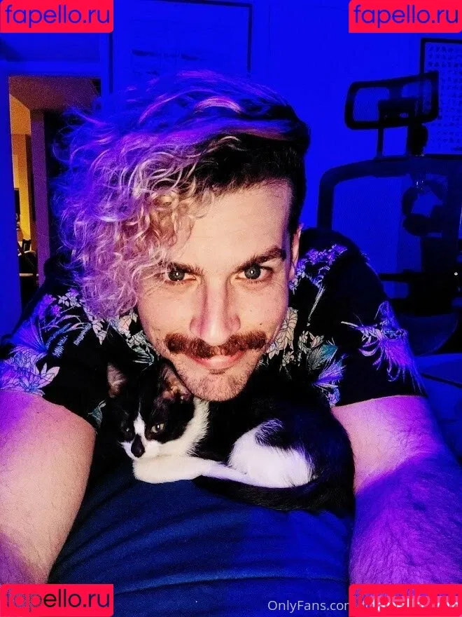 fosterkittendad Onlyfans Photo Gallery 