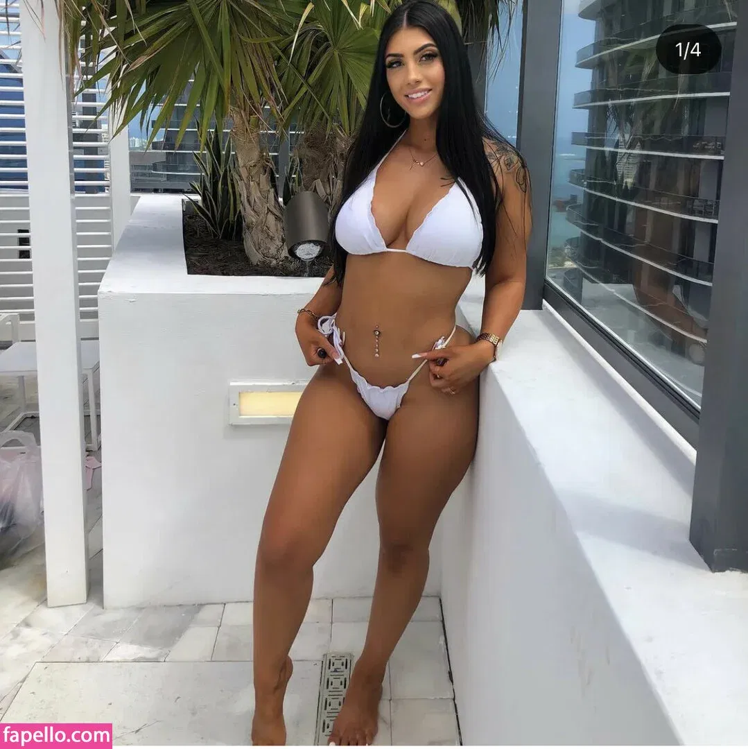 stefanyyyyy Onlyfans Photo Gallery 