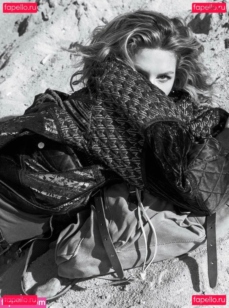 Gisele Bündchen Onlyfans Photo Gallery 